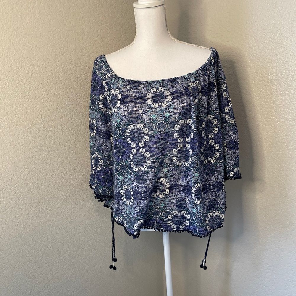 ⭐️3 for $10⭐️ Blue floral off shoulder Pom Pom blouse